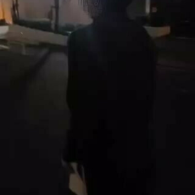 下のシャツをローションでびちょびちょにしちゃったから裸にフリースでお出かけ笑 (すべてプランのみんなには顔○○○で送っちゃった🥹)
